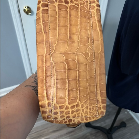 Dooney & Bourke Croc Embossed Leather Barrel Satchel – Honey Tan - Picture 3 of 6